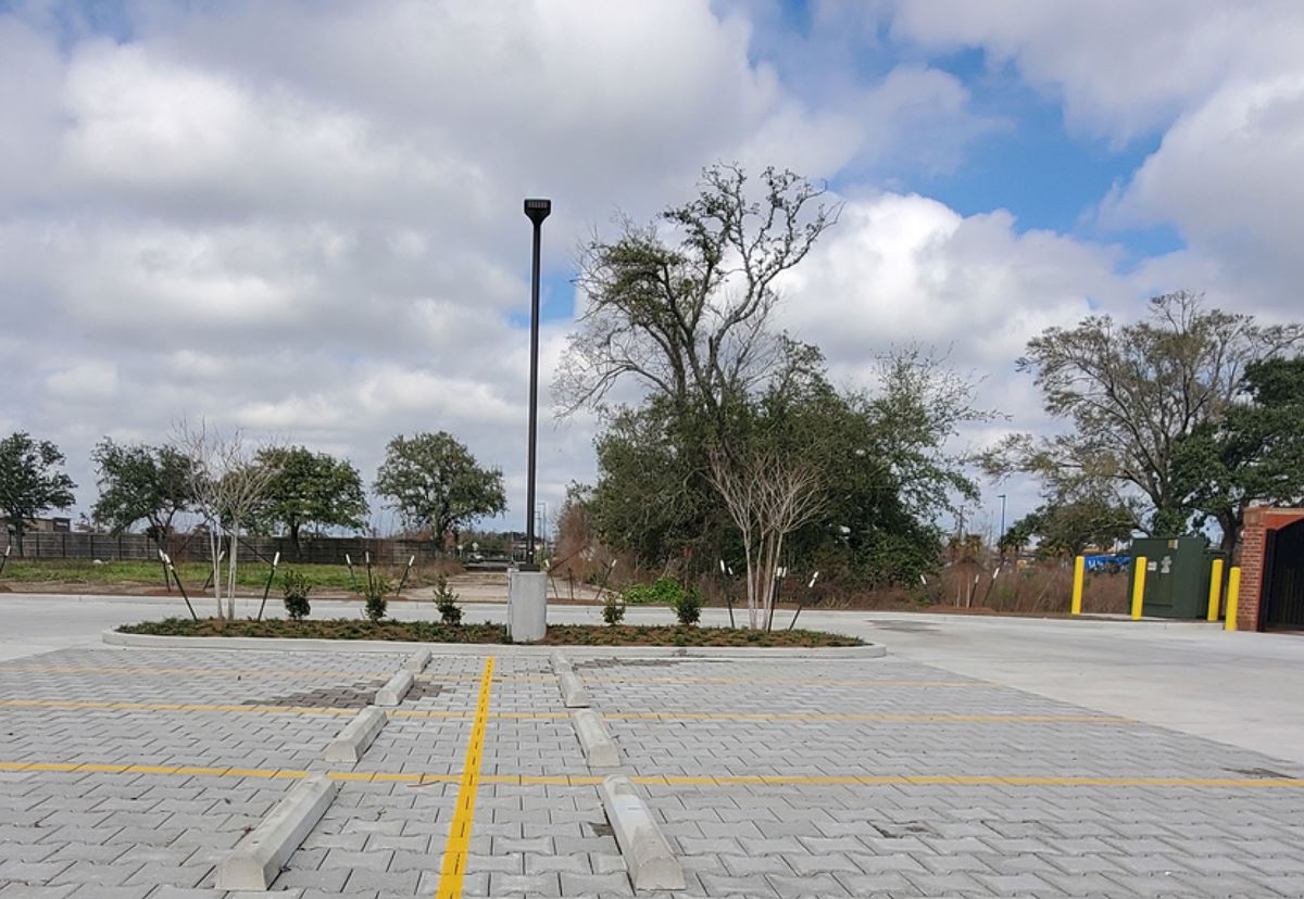 Commercial permeable pavers
