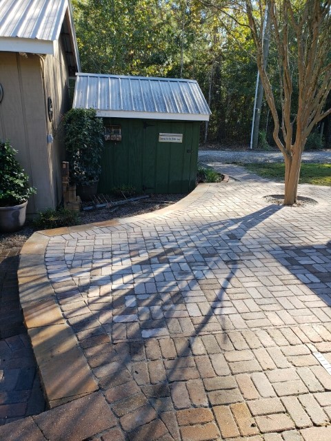 Pavestone Holland style pavers installation